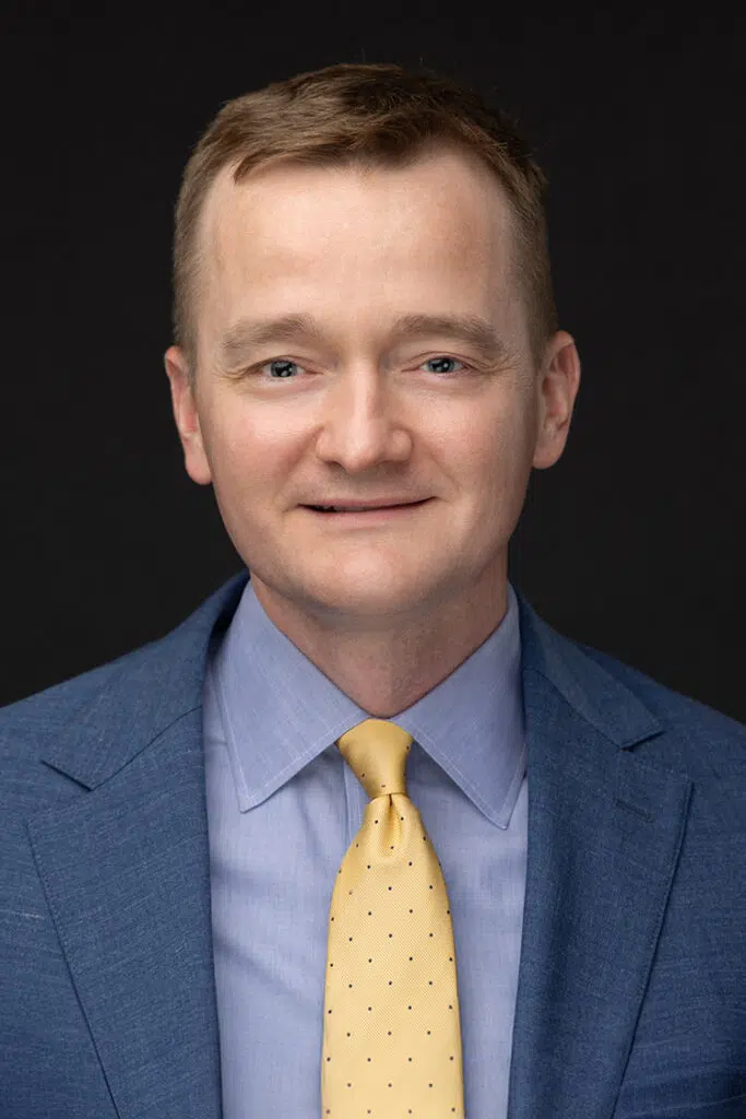 Dr. Alexander R Bottini