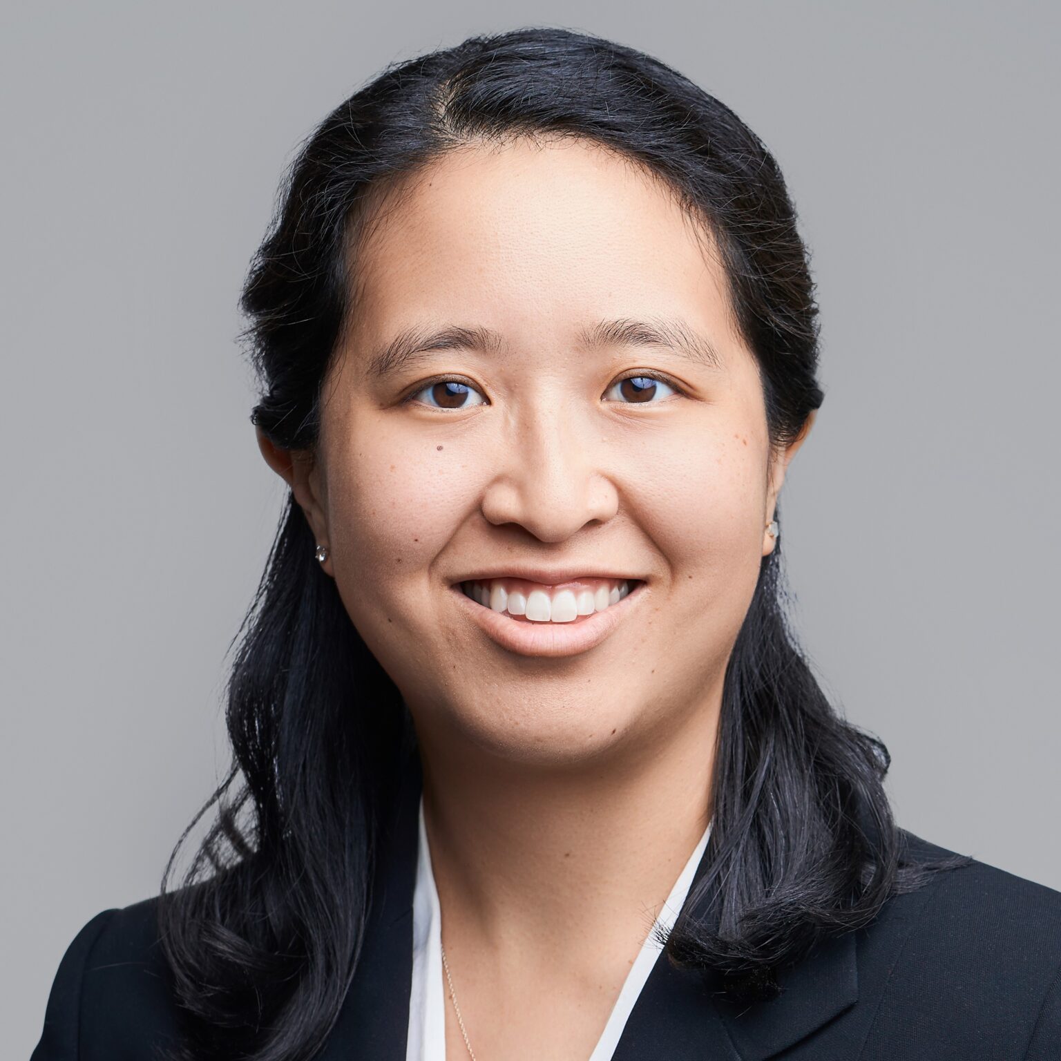 Dr. Lisa Tom