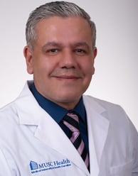 Dr. Mauricio Pereira