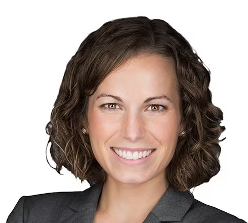 Dr. Caroline Halbach