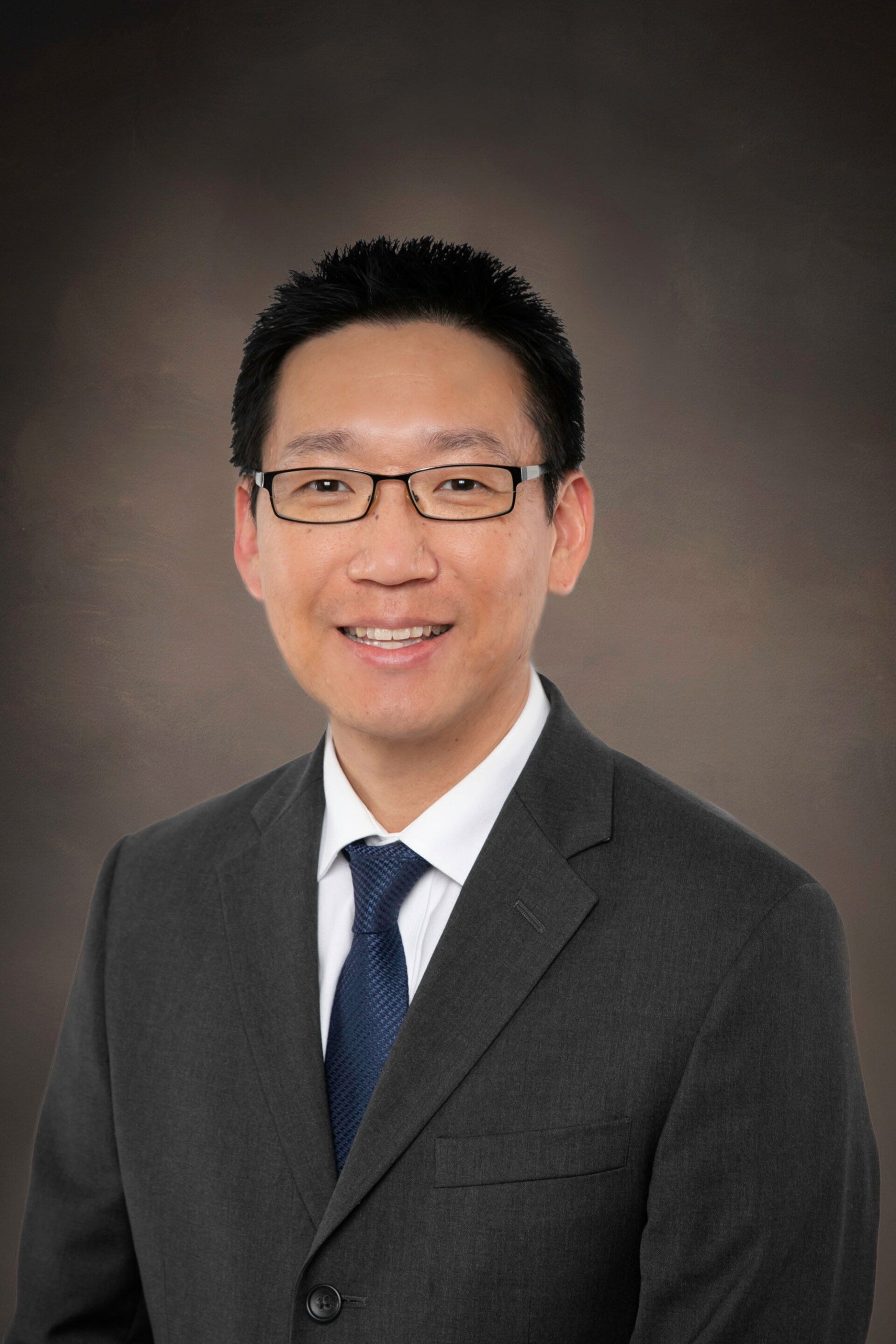 Dr. Daniel Kim