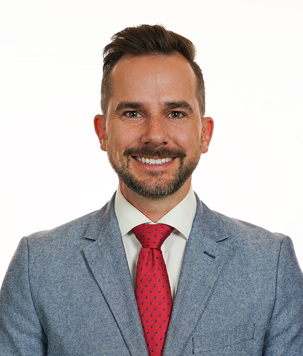 Dr. Alexander Ringeisen