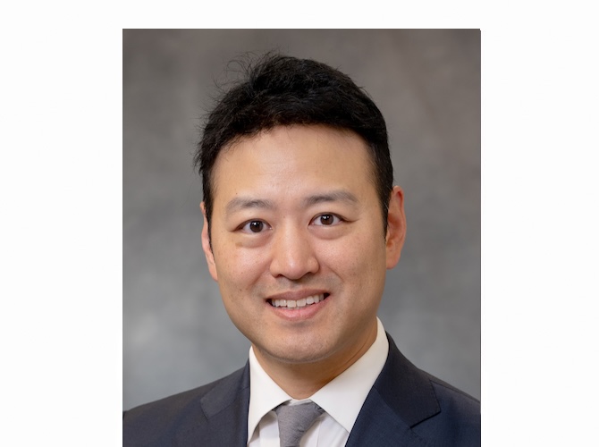 Dr. Daniel Lee